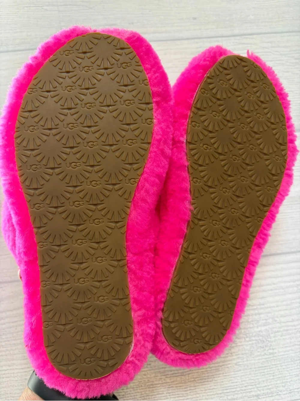 UGG Kids Pink Fluff Slide Sandals